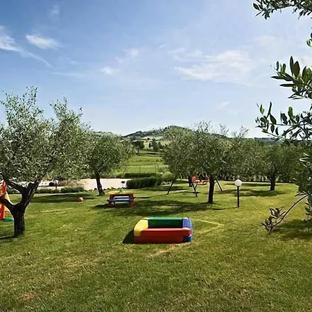 Casale Le Selvette Kır Evi